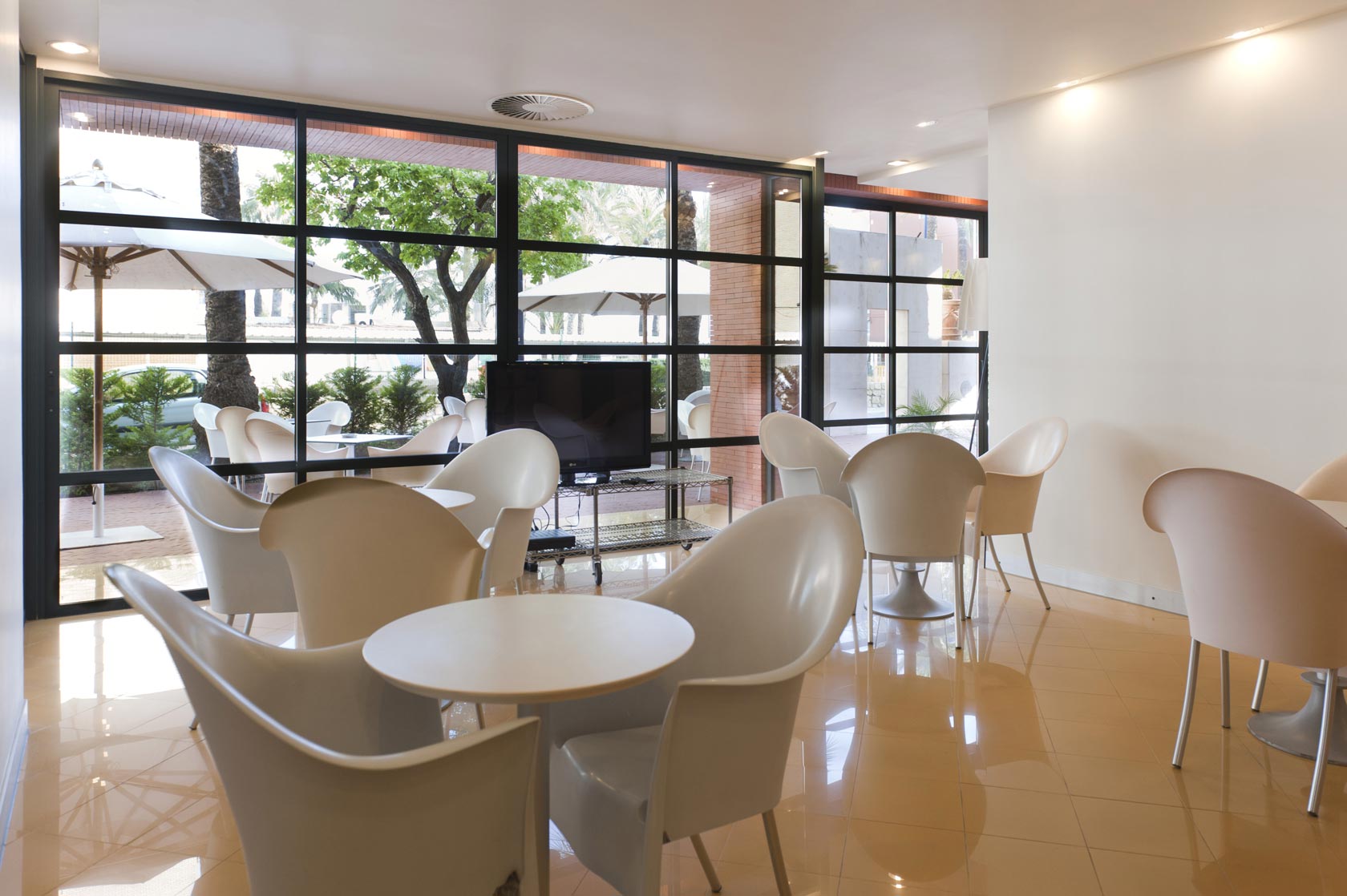 Foto de los salones de El Palmeral Foto de los salones de El Palmeral