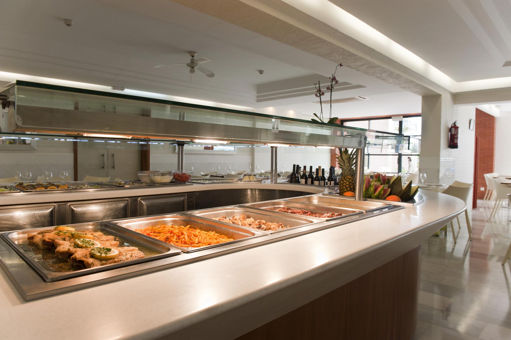 Foto del comedor en El Palmeral Foto del comedor en El Palmeral