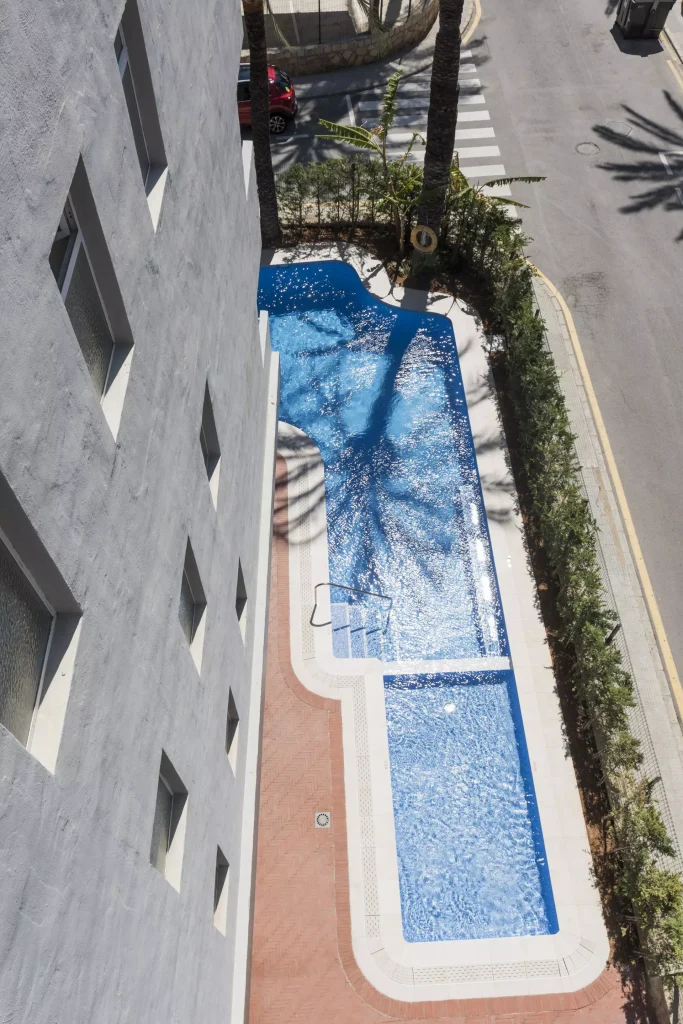 Foto de la piscina del Palmeral Foto de la piscina del Palmeral