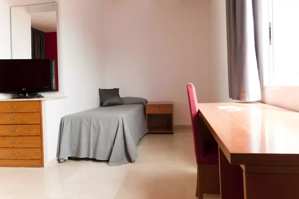 Foto de una habitación familiar en el Palmeral Foto de una habitación familiar en el Palmeral